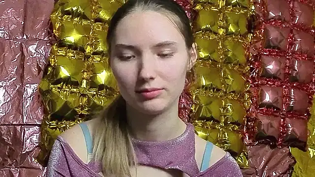  kikiclark   online show from 03-21-26, 09:19