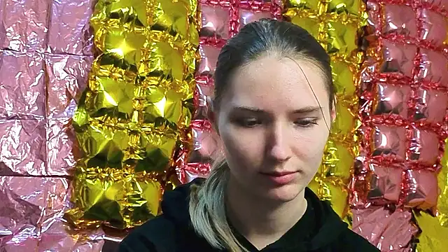  kikiclark   online show from 03-19-26, 04:29