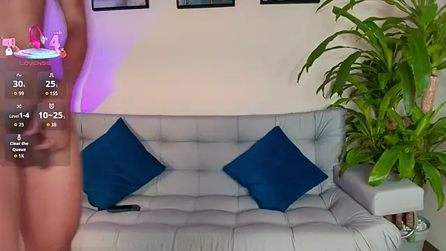 samucamx  online show from 06-04-26, 03:44