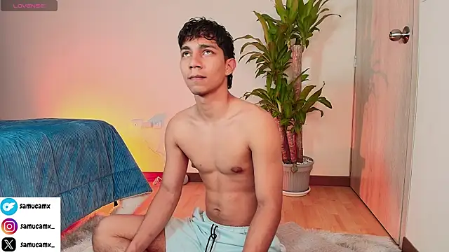 Snapshot of samucamx_ chatting on 09-30-25, 03:23 samucamx  online show from 09-30-25, 03:23