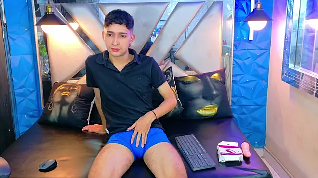 Snapshot of Kygo_Williams chatting on 09-15-25, 08:31 Kygo Williams online show from 09-15-25, 08:31