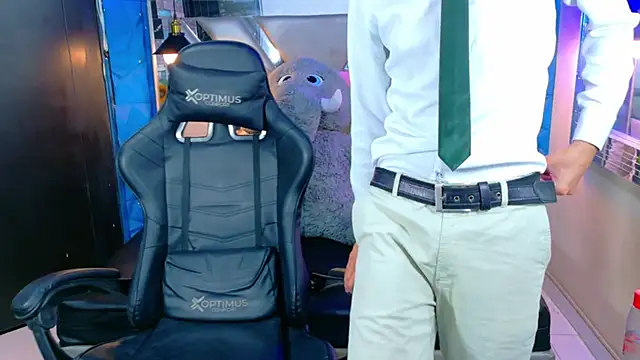 Snapshot of Kygo_Williams chatting on 09-20-25, 01:49 Kygo Williams online show from 09-20-25, 01:49