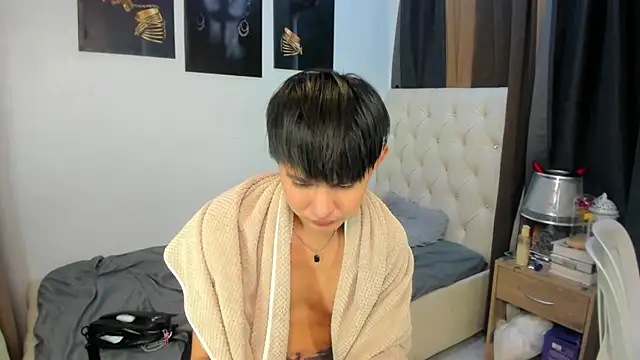 xxxhugecocktwinkxxx online show from 12-20-25, 06:44