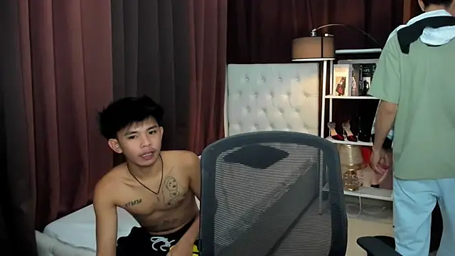 xxxhugecocktwinkxxx online show from 10-12-25, 06:31