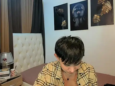 xxxhugecocktwinkxxx online show from 11-08-25, 05:05