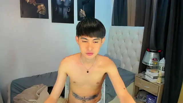 xxxhugecocktwinkxxx online show from 12-21-25, 04:41