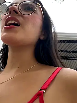 Juanita-Diaz online show from 10-09-25, 08:31