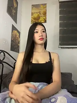 Snapshot of Sweetashleyasian chatting on 10-27-25, 04:13 Sweetashleyasian online show from 10-27-25, 04:13