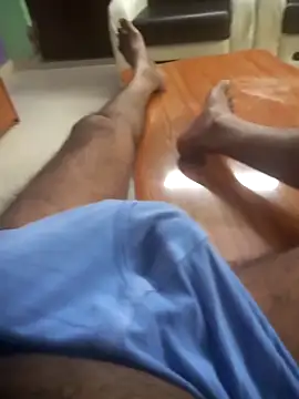 deshi8inch53 online show from 10-26-25, 06:08