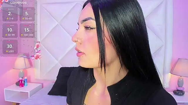 Miaa Smithh   online show from 04-07-26, 09:05