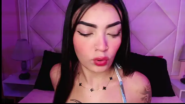 Miaa Smithh   online show from 12-01-25, 02:18