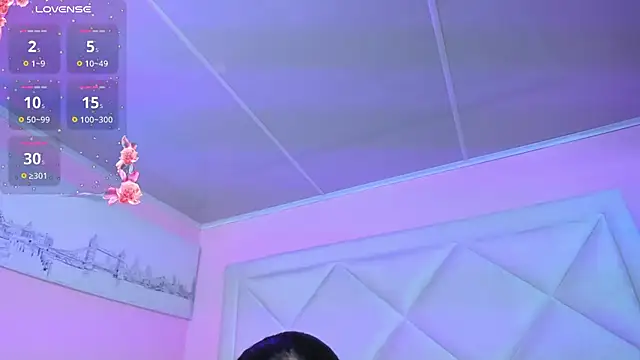 Miaa Smithh   online show from 02-16-26, 11:20