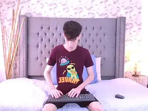 Luke Carter online show from 09-13-25, 01:00