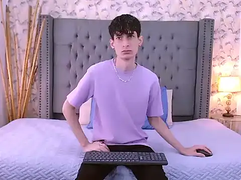 Luke Carter online show from 09-29-25, 01:06