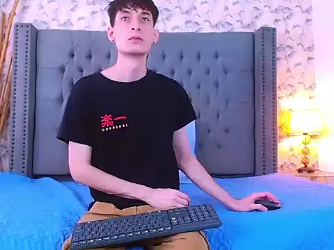 Luke Carter online show from 11-03-25, 01:04