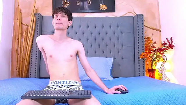 Luke Carter online show from 12-18-25, 01:26