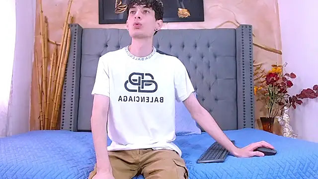 Luke Carter online show from 12-04-25, 01:10