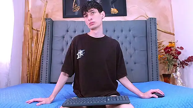 Luke Carter online show from 12-02-25, 01:13