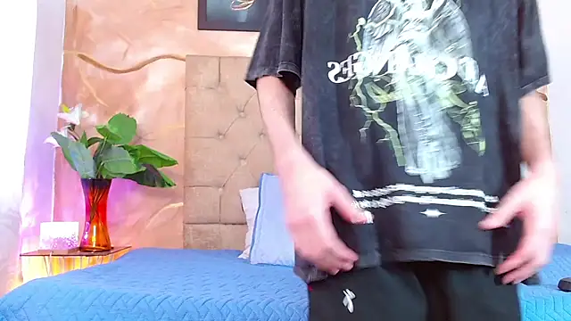 Luke Carter online show from 04-04-26, 01:17