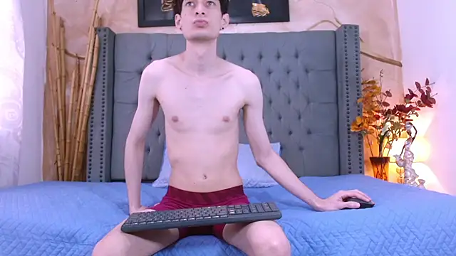 Luke Carter online show from 12-16-25, 01:15