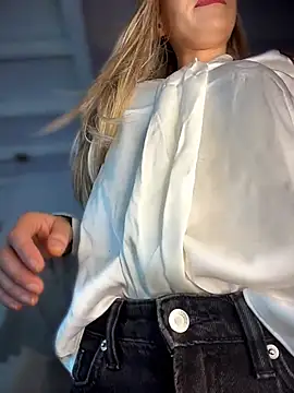 SweetieSinXXX online show from 01-16-26, 01:15