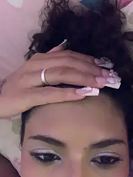 luluzinhax online show from 02-10-26, 01:59