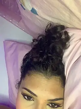 luluzinhax online show from 02-24-26, 03:18