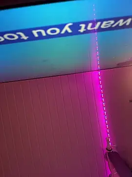 luluzinhax online show from 05-03-26, 03:55