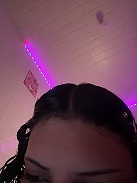 luluzinhax online show from 05-21-26, 03:59