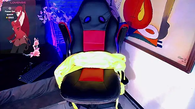 Cristal Villael online show from 10-02-25, 02:59