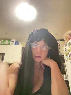 Snapshot of VasylynaLove421 chatting on 09-19-25, 07:29 VasylynaLove421 online show from 09-19-25, 07:29