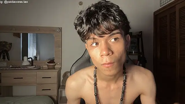 OopsAgain  online show from 06-11-26, 06:16