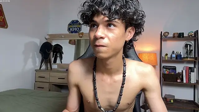 OopsAgain  online show from 05-27-26, 06:37