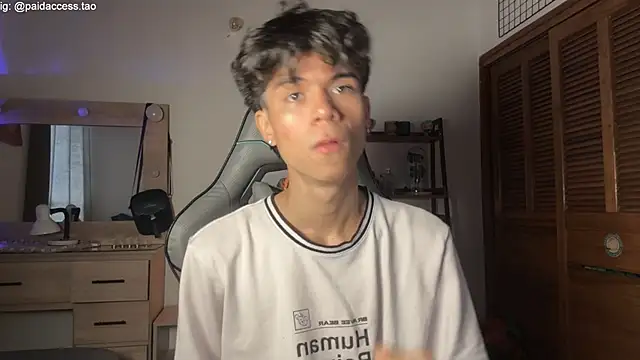OopsAgain  online show from 06-04-26, 07:29