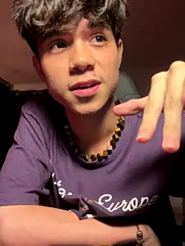 OopsAgain  online show from 12-18-25, 01:44