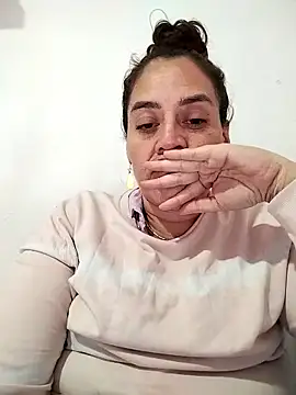 denissebombon online show from 03-30-26, 07:48