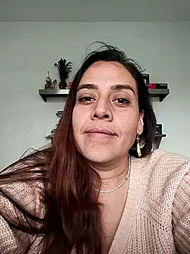 denissebombon online show from 02-05-26, 11:22