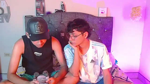 Snapshot of logan_willyams_ chatting on 10-28-25, 10:31 logan willyams online show from 10-28-25, 10:31