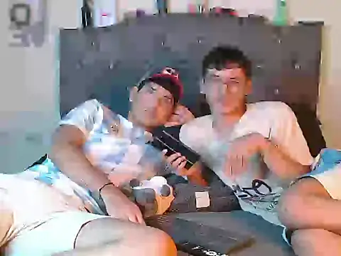 Snapshot of logan_willyams_ chatting on 09-19-25, 12:25 logan willyams online show from 09-19-25, 12:25