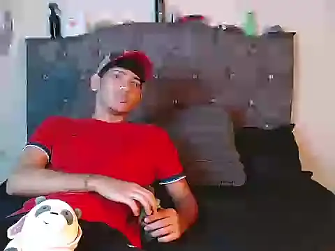 Snapshot of logan_willyams_ chatting on 09-20-25, 12:37 logan willyams online show from 09-20-25, 12:37