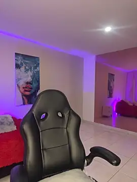 eliza eup online show from 09-18-25, 11:46