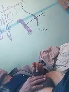 Snapshot of Calivazil chatting on 01-15-26, 07:01 Calivazil online show from 01-15-26, 07:01