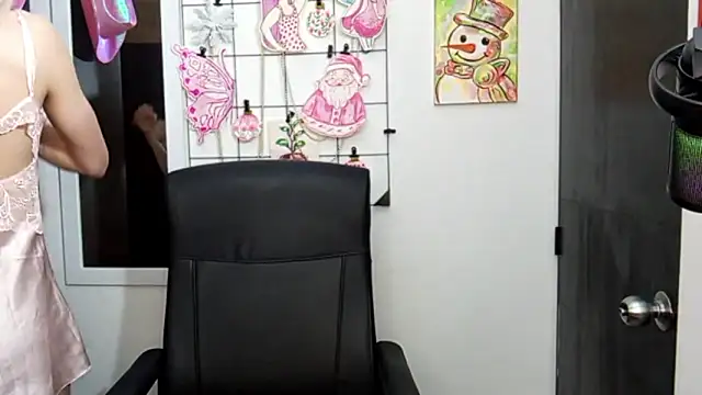 Andy Roses online show from 11-18-25, 10:34