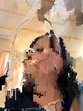 Snapshot of pocahonta69mermaid chatting on 11-30-25, 03:24 pocahonta69mermaid online show from 11-30-25, 03:24