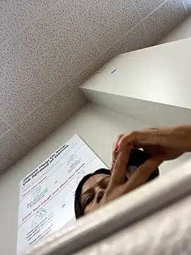 Snapshot of pocahonta69mermaid chatting on 09-24-25, 04:13 pocahonta69mermaid online show from 09-24-25, 04:13