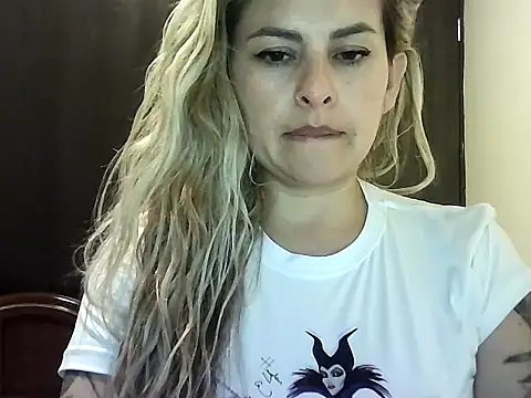 Valery  Rouse  online show from 11-28-25, 04:12