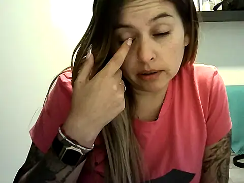 Snapshot of Valery__Rouse_ chatting on 07-15-26, 10:06 Valery Rouse online show from 07-15-26, 10:06
