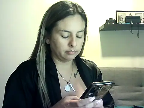 Valery  Rouse  online show from 05-24-26, 01:27
