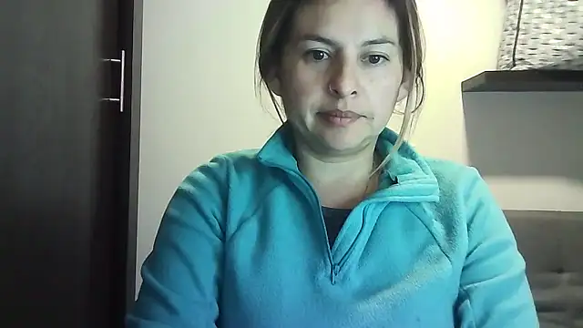 Valery  Rouse  online show from 04-11-26, 04:20