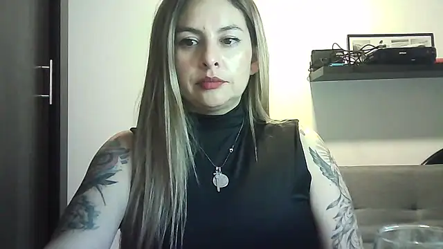 Valery  Rouse  online show from 05-03-26, 05:12